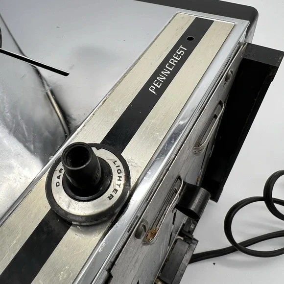 VTG JC PENNY PENNCREST 4 SLICE TOASTER. MODEL # 3335 . NICE WORKING CONDITION - Picture 11 of 13